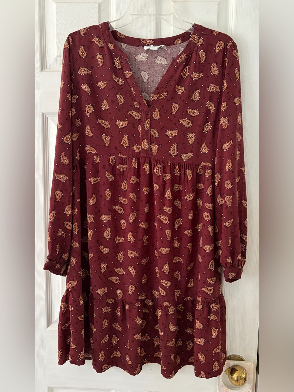 beachlunchlounge Burgundy Paisley Tiered Long-Sleeve Dress
